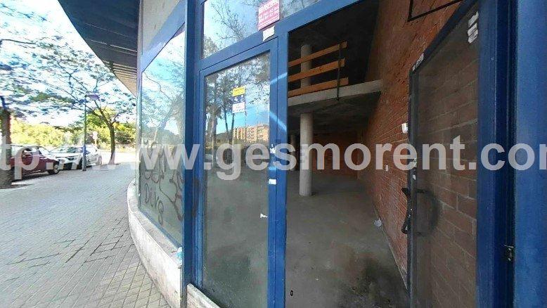 LOCAL EN VENTA EN BLANES, GIRONA