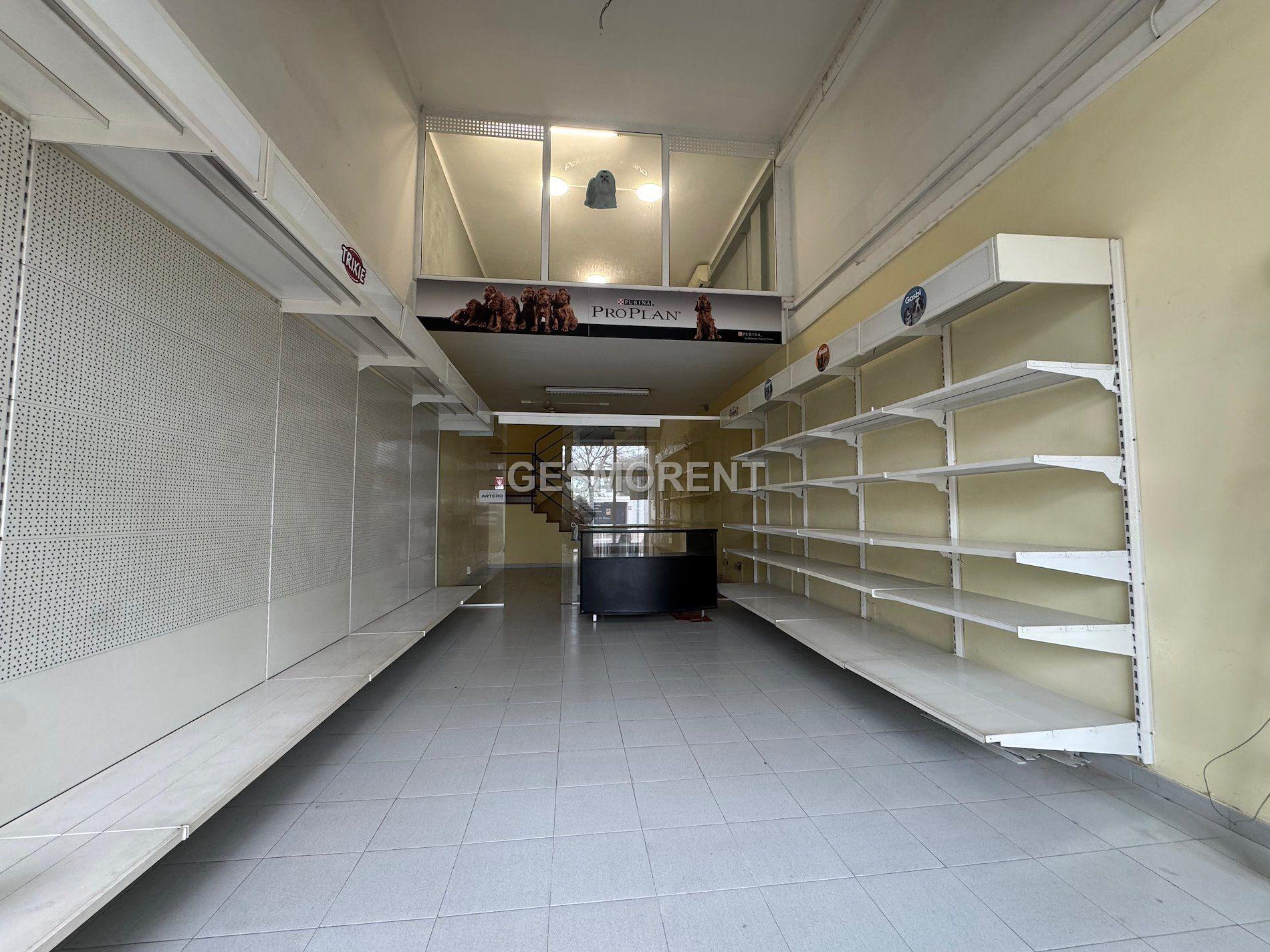 LOCAL EN ALQUILER EN CAS CATALÀ / ILLETAS