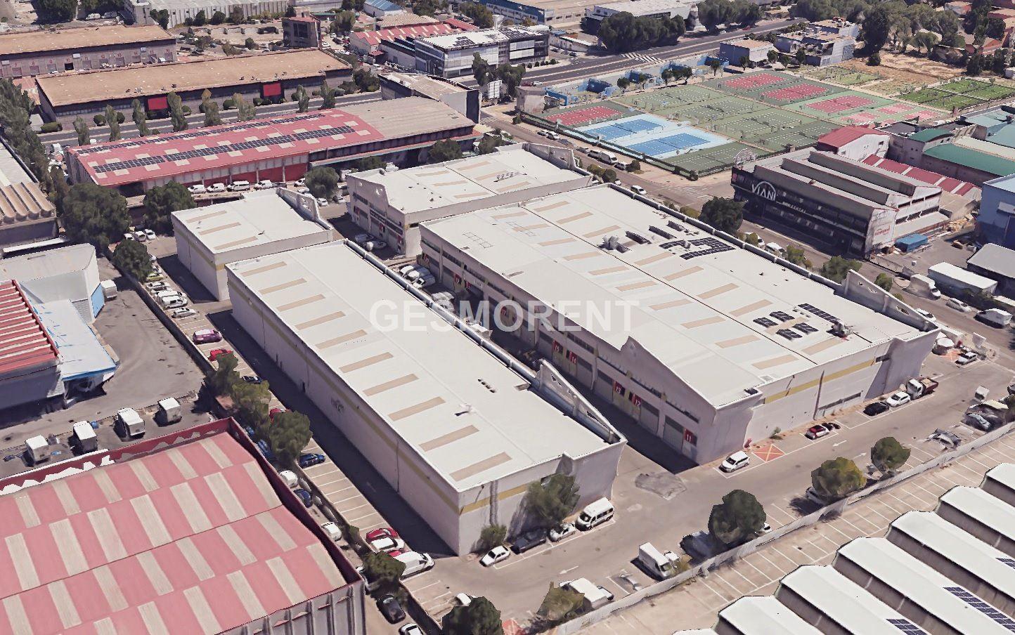 NAVE EN VENTA EN EL POLIGONO DE COSLADA, MADRID