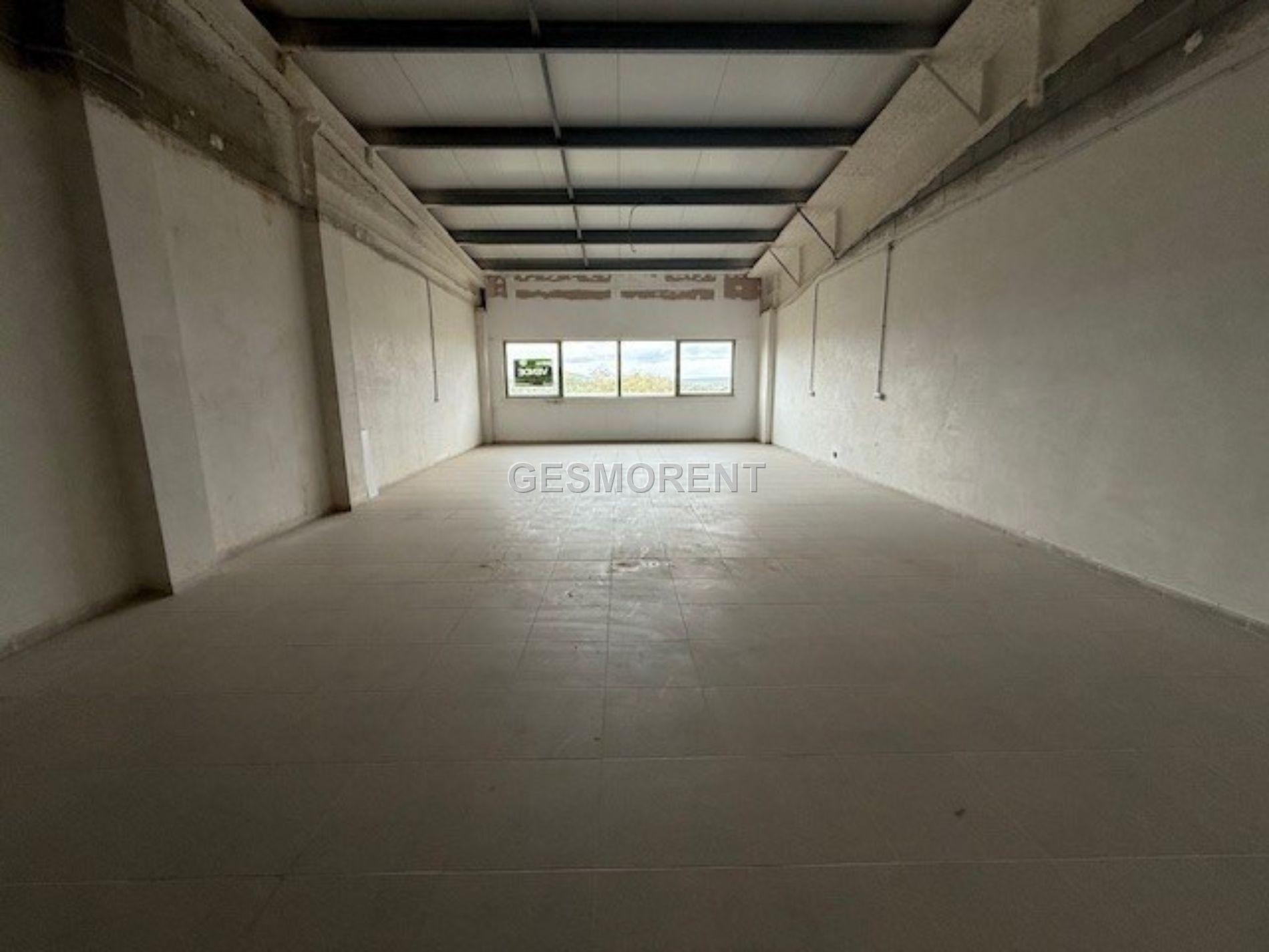 OFICINA EN VENTA EN EL POLÍGONO DE SON OMS